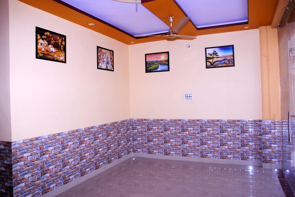 Meru Palace Guest House And Restaurant Tonk エクステリア 写真