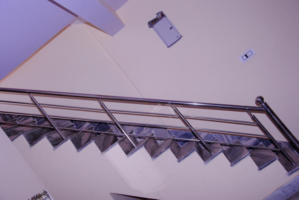 Meru Palace Guest House And Restaurant Tonk エクステリア 写真